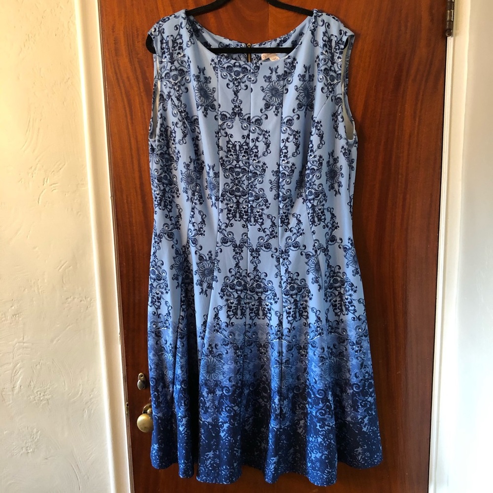 Dressbarn Woman Blue Ombre Floral dress